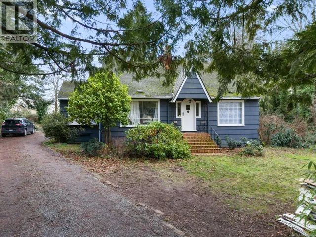 2895 Murray Dr, Saanich, British Columbia V9A2S6