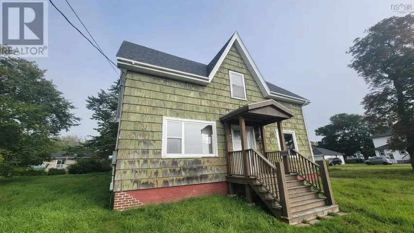 5 Prince Street, Yarmouth, Nova Scotia B5A1R4