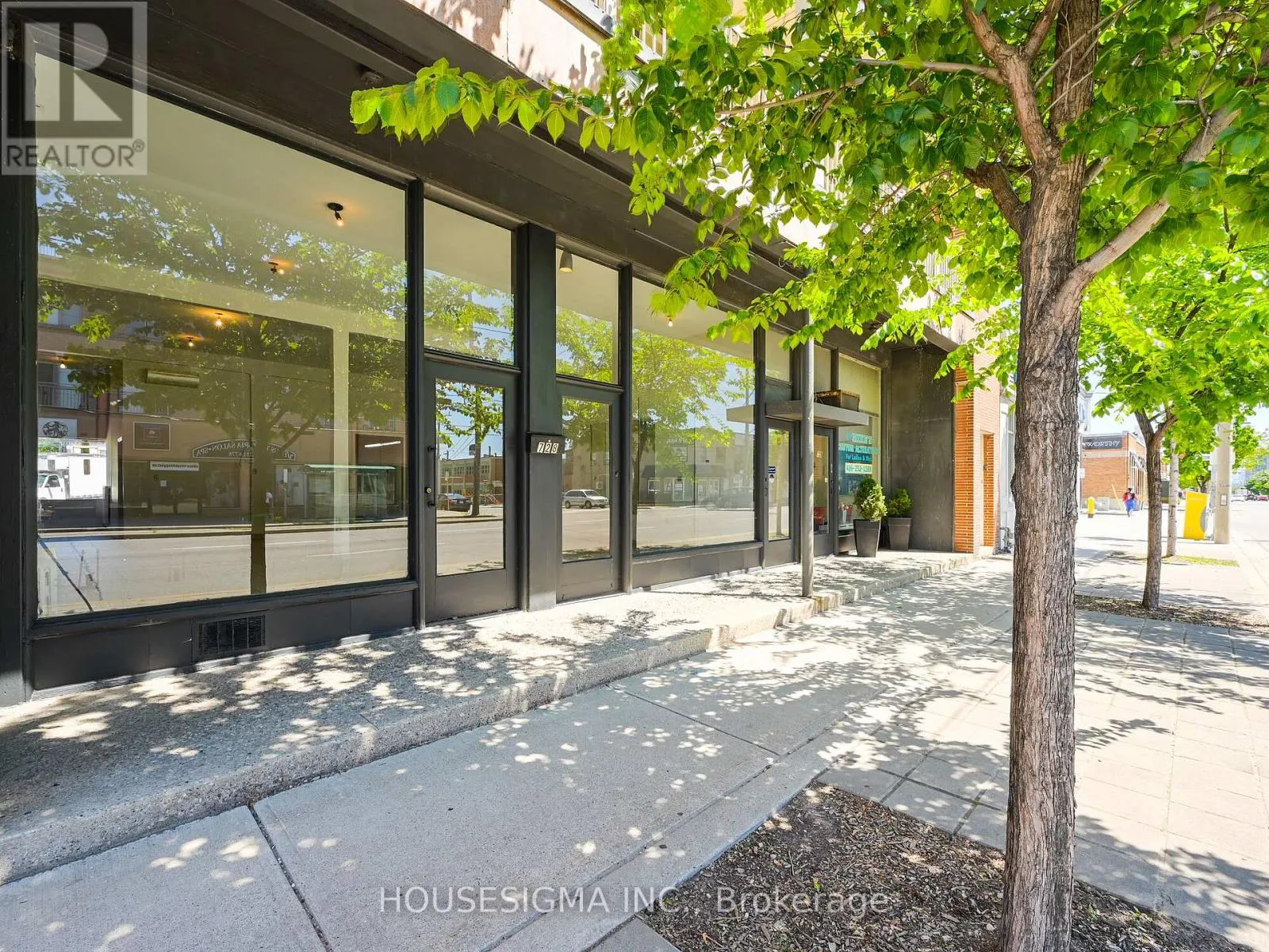 Commercial Sale For Sale