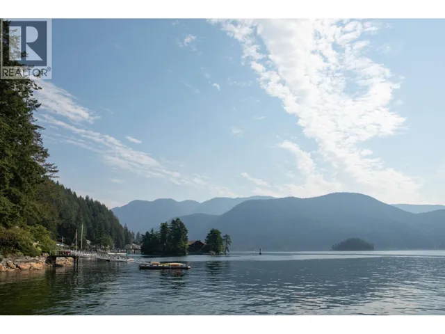 5439 INDIAN RIVER DRIVE, North Vancouver, British Columbia V7G2T7