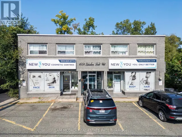1651 LAKESHORE ROAD W, Mississauga (Clarkson), Ontario L5J1J4