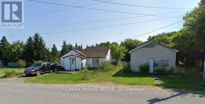 103 BAY STREET, Leeds and the Thousand Islands, Ontario K0H2N0