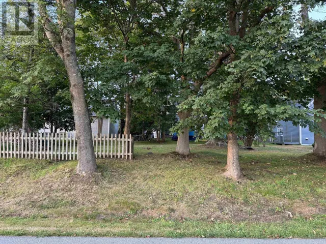 Lot Baker Street, Yarmouth, Nova Scotia B5A2W9