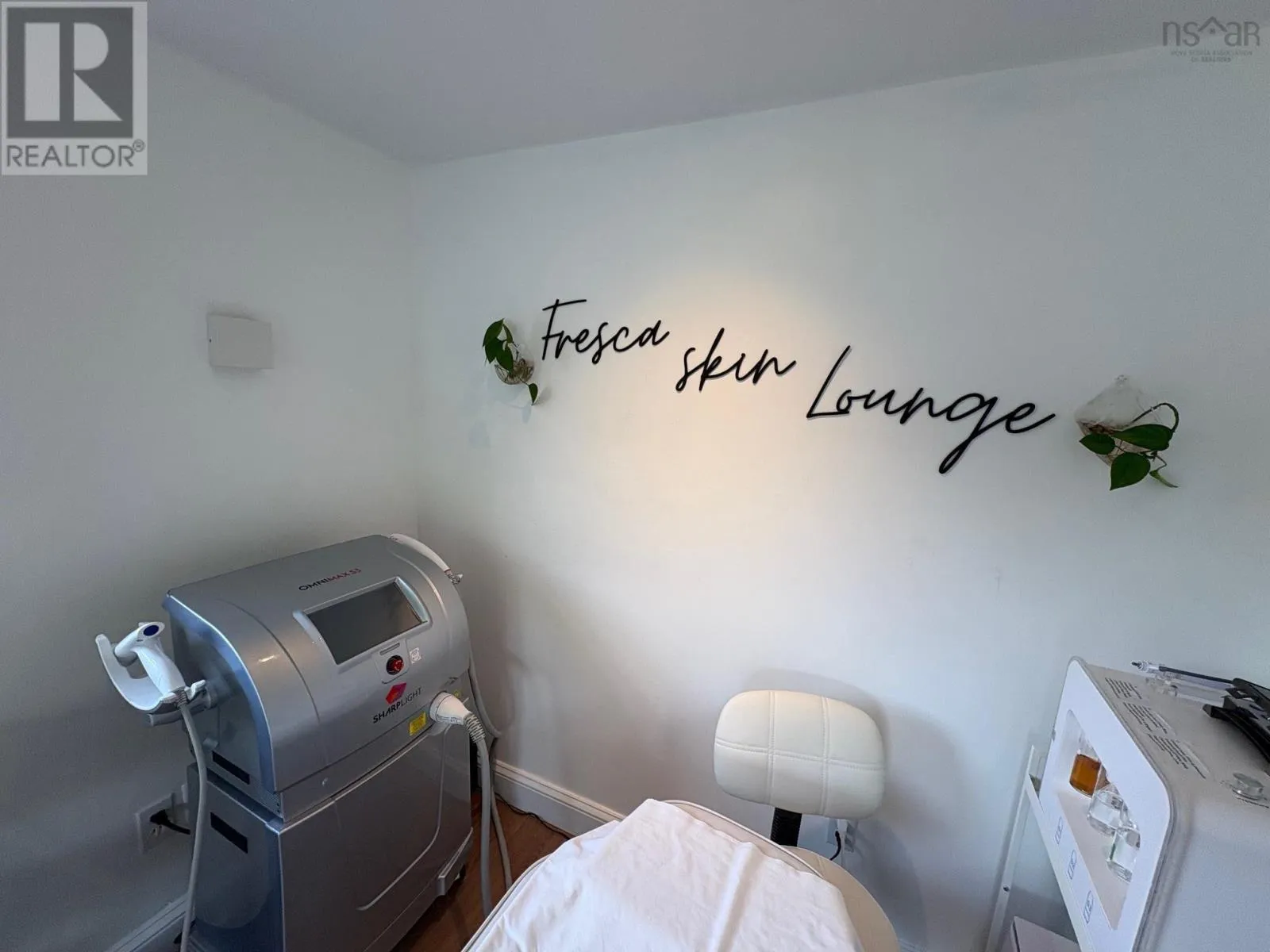 Commercial Sale For Sale