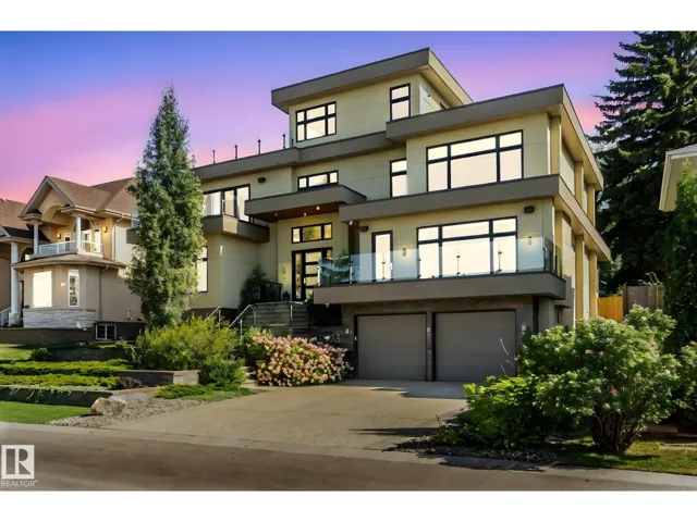 11823 SASKATCHEWAN DR NW, Edmonton, Alberta T6G2D3