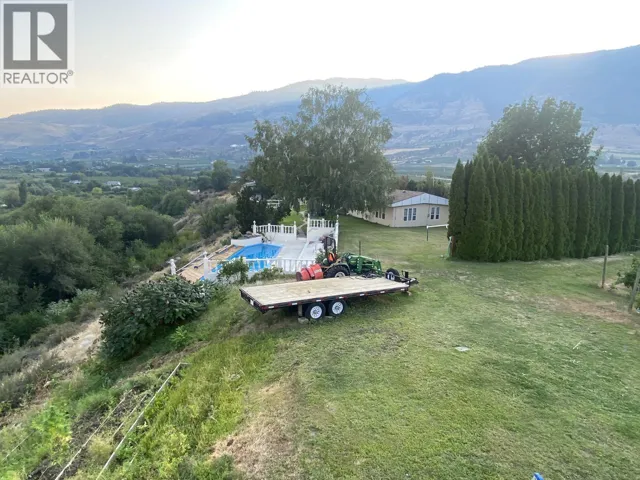 5403 SNOWBRUSH Street, Oliver, British Columbia V0H1T9
