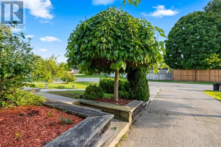 780