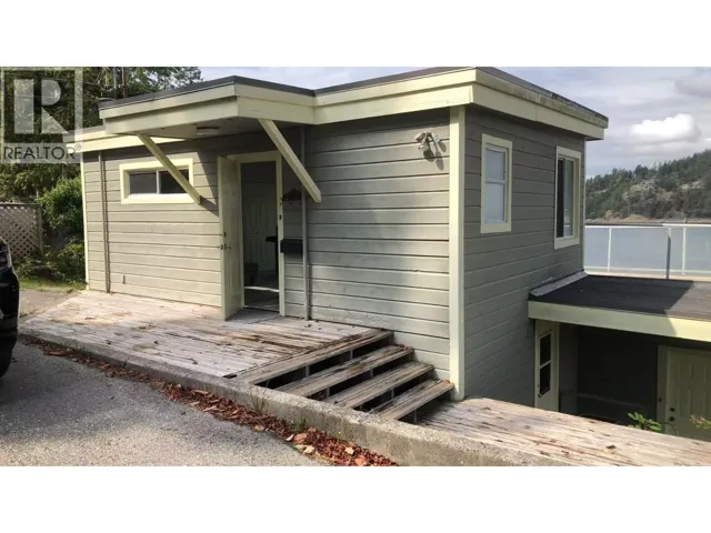 13044 HASSAN ROAD, Pender Harbour, British Columbia V0N2H1