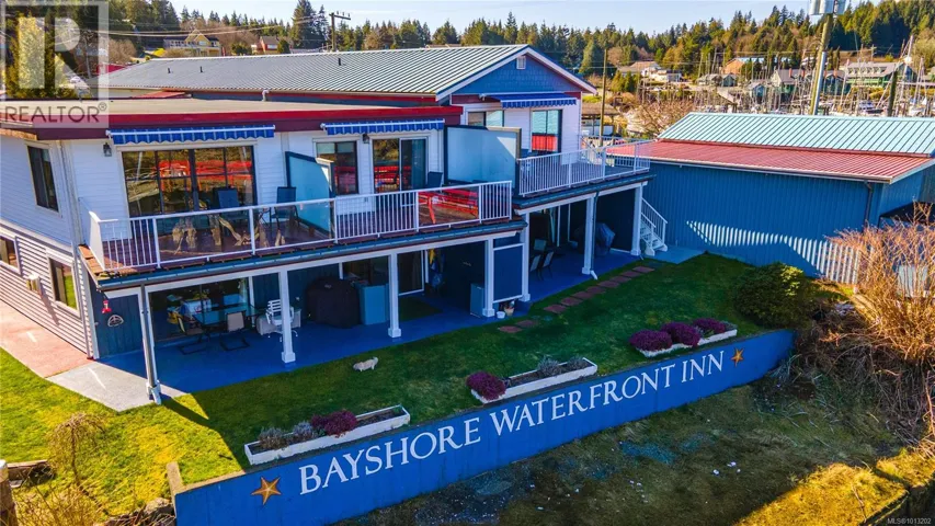 153 Hemlock St, Ucluelet, British Columbia V0R3A0