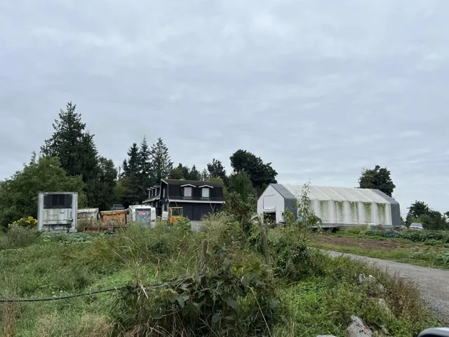 6863 BRADNER ROAD, Abbotsford, British Columbia V4X2C6