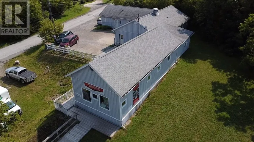 17 Campbell Street E, Little Current, Ontario P0P1K0