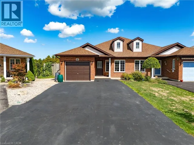 62 GOLDEN ACRES Drive, Smithville, Ontario L0R2A0