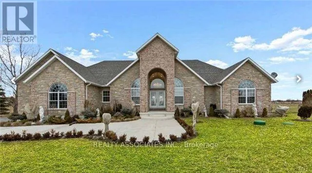 576 BARCOVAN BEACH ROAD, Quinte West (Murray Ward), Ontario K0K1L0