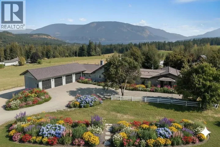 3700 50 Street, Salmon Arm, British Columbia V1E3A9