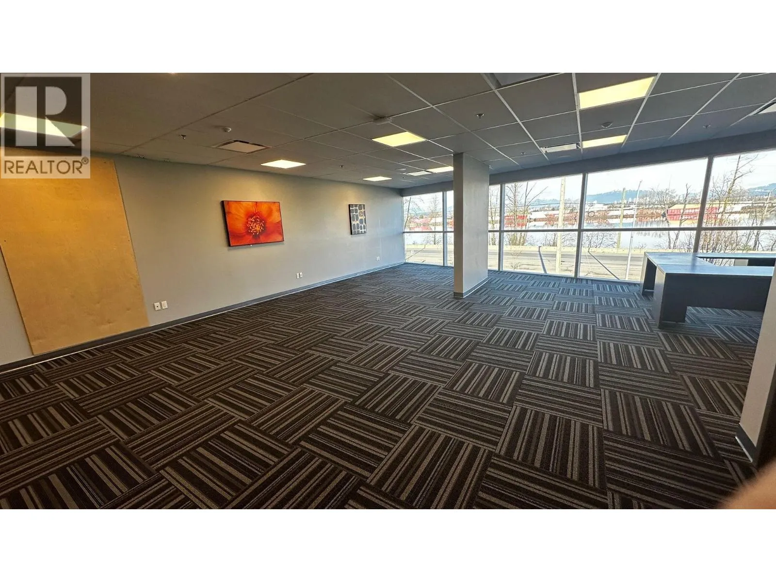 Commercial Sale For Sale