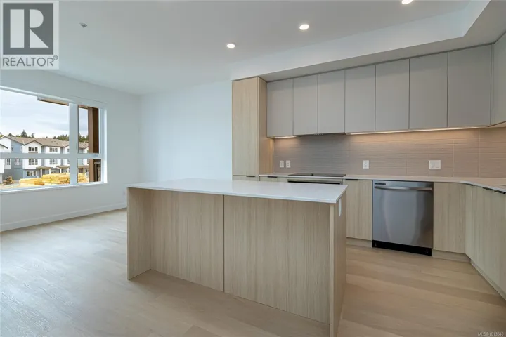 310 3564B Ryder Hesjedal Way, Colwood, British Columbia V9C0V3