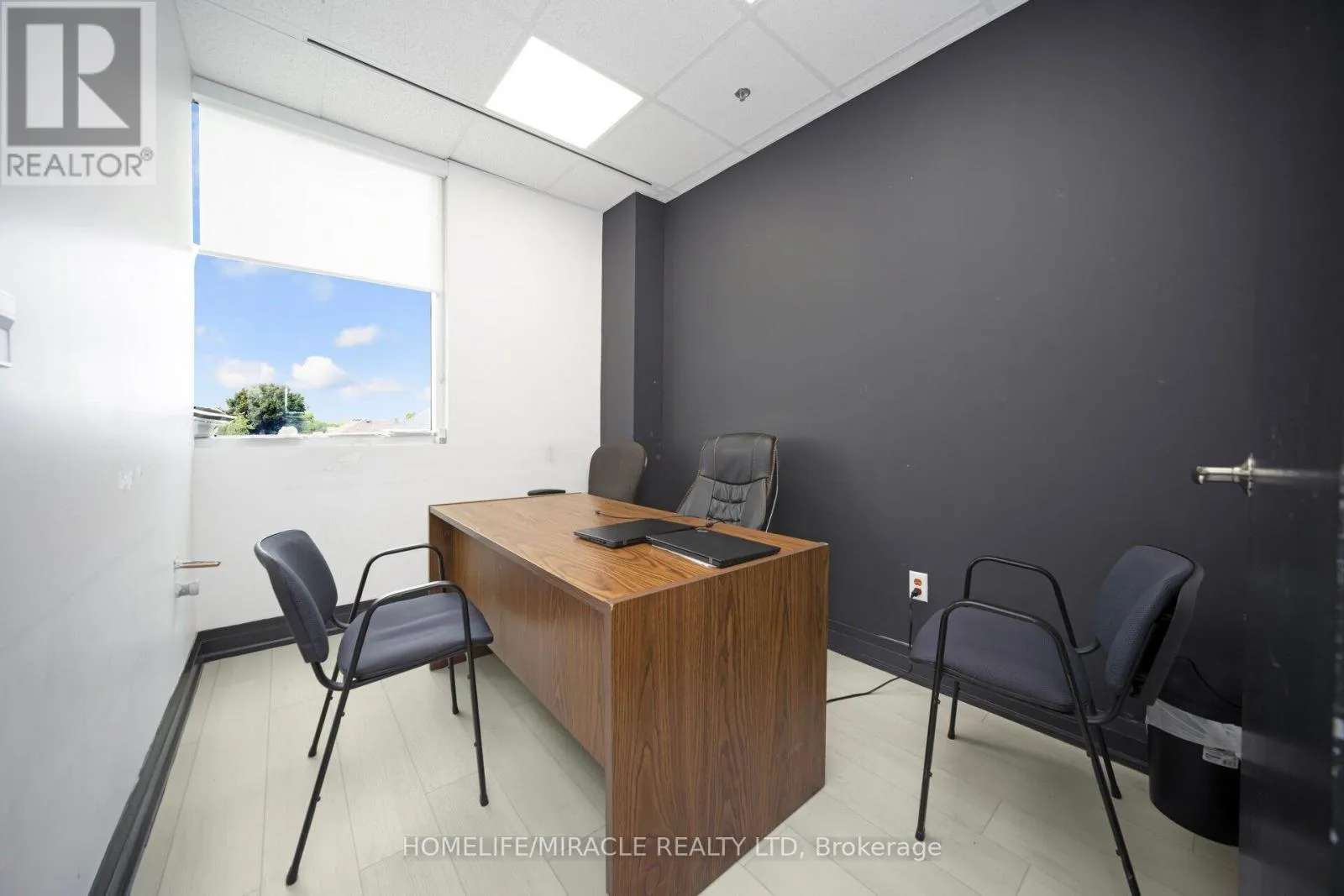 Commercial Sale For Sale