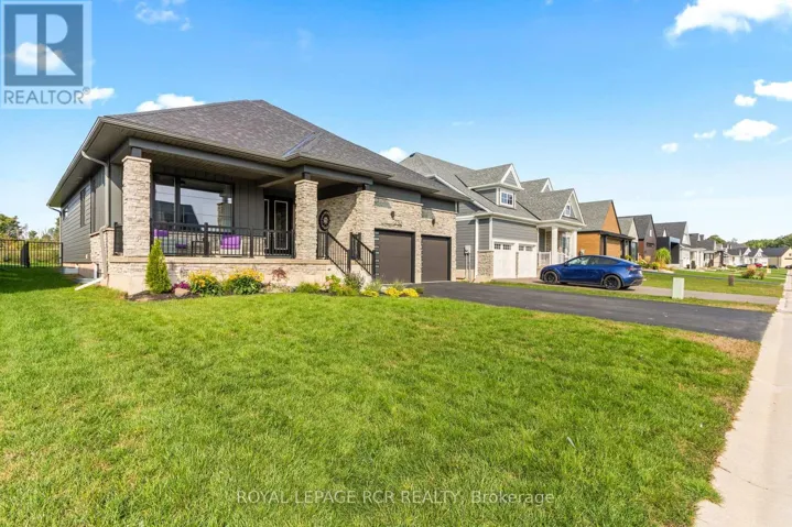 232 SNOWBERRY LANE, Georgian Bluffs, Ontario N0H1S0