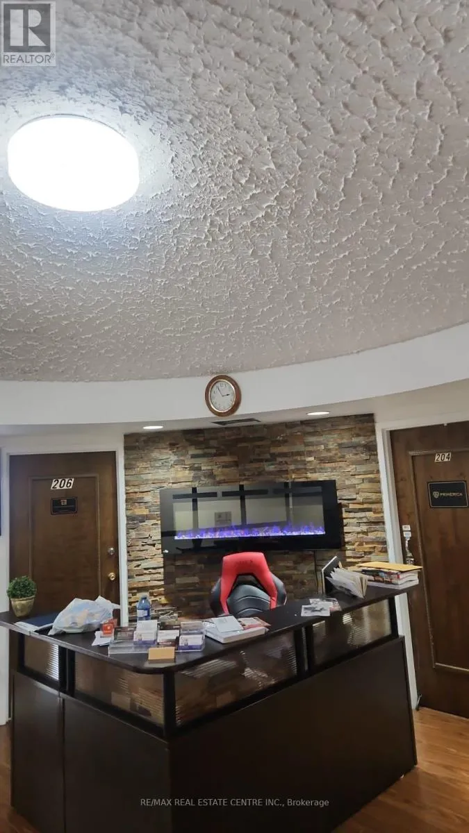 Commercial Sale For Sale
