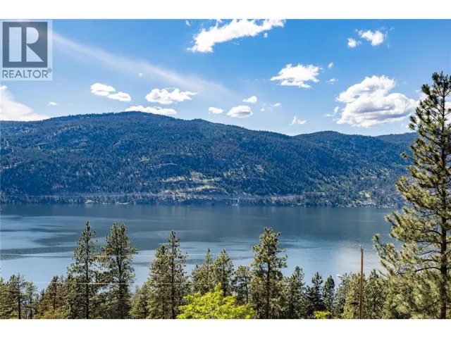 2455 Arthur Court, Kelowna, British Columbia V1Y7S2