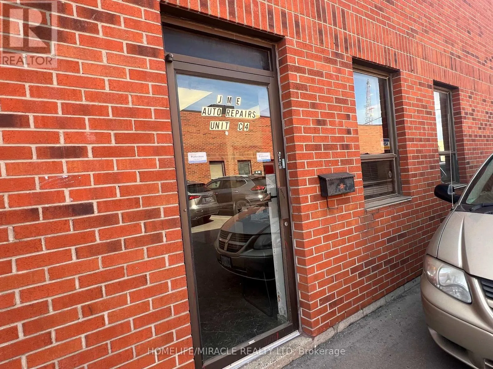 Commercial Sale For Sale