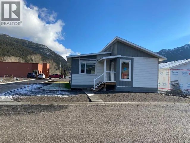 2131 128 Street, Blairmore, Alberta T0K0E0