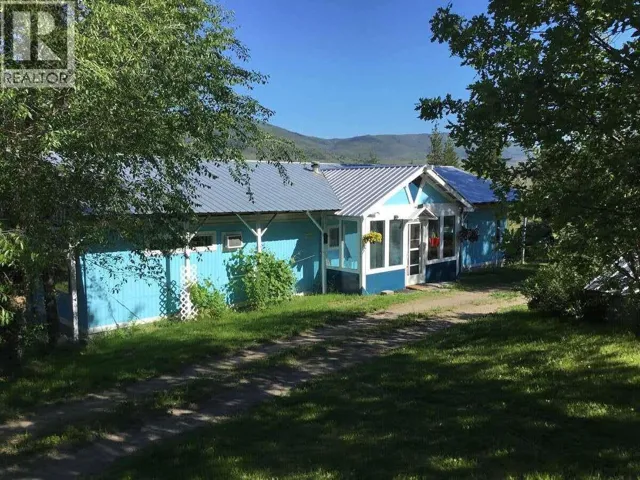 4893 POPLAR Road, Kamloops, British Columbia V0E2P0