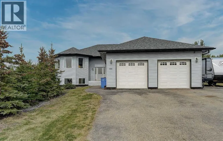 1101 Redlow Drive, Beaverlodge, Alberta T0H0C0