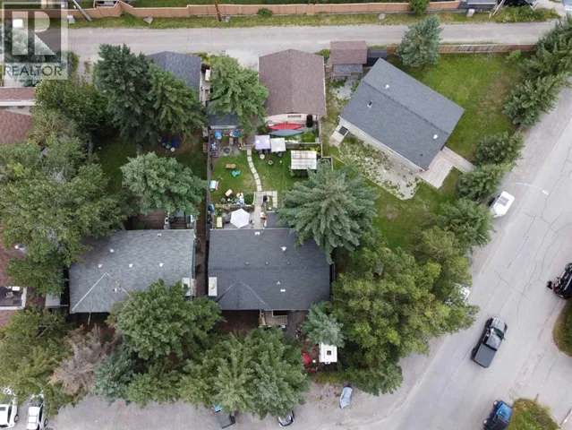 228 17th Street, Canmore, Alberta T1W1Y8