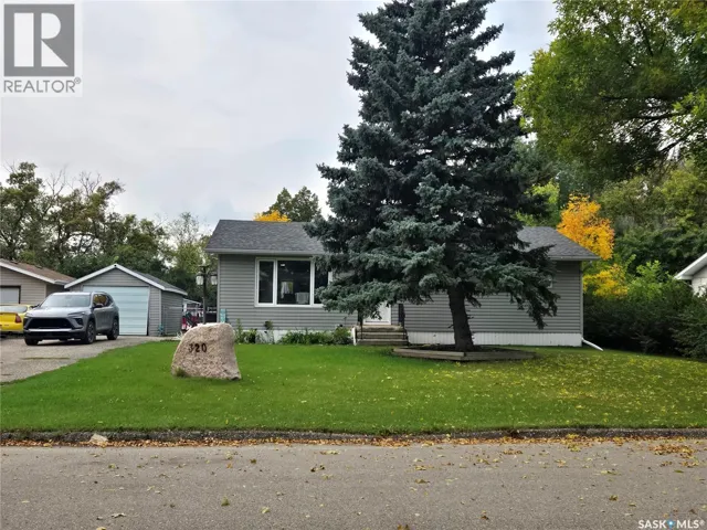 320 Russell STREET, Stoughton, Saskatchewan S0G4T0