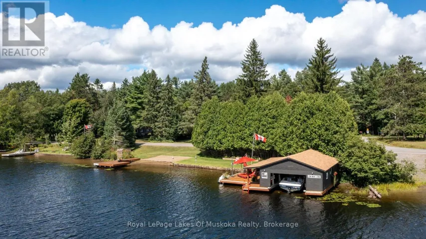 2 LESLIE DRIVE W, Bracebridge (Monck (Bracebridge)), Ontario P1L1W8