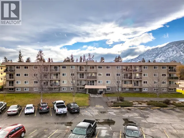 130 Skaha Place Unit# 406, Penticton, British Columbia V2A7J6