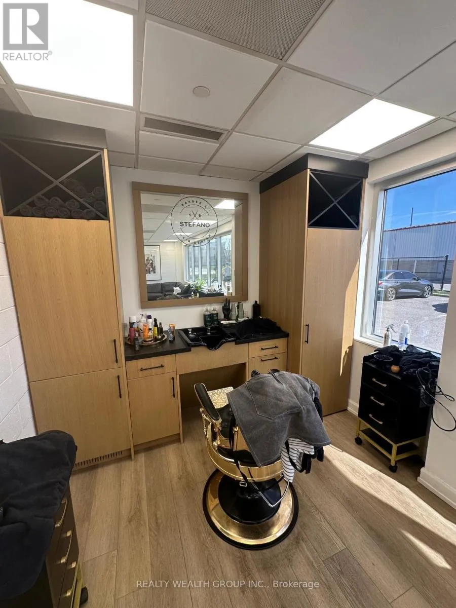 Commercial Sale For Sale