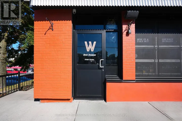 2525 BANK STREET, Ottawa, Ontario K1V8A9