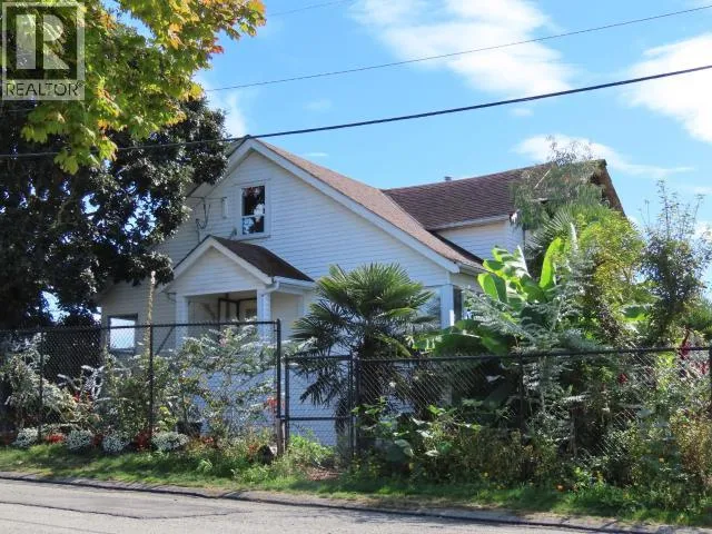 4538 MICHIGAN AVE, Powell River, British Columbia V8A2S7