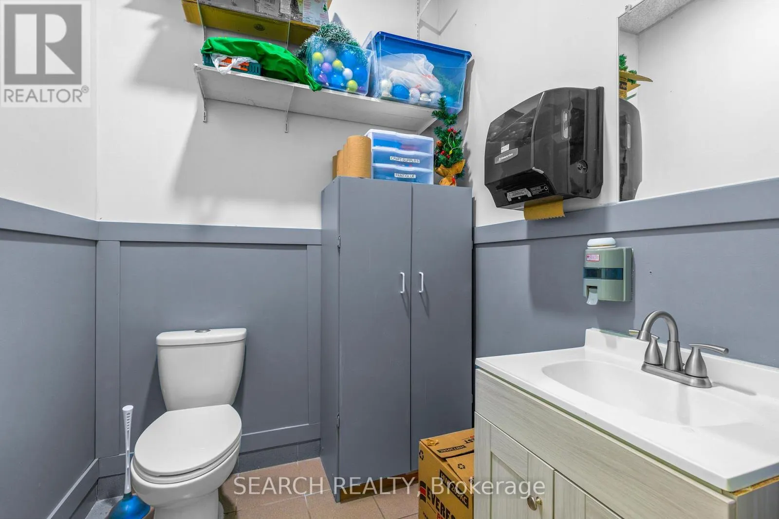 Commercial Sale For Sale