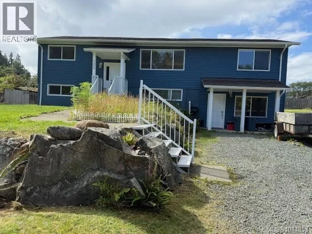 7370 Thunderbird Way, Port Hardy, British Columbia V0N2P0