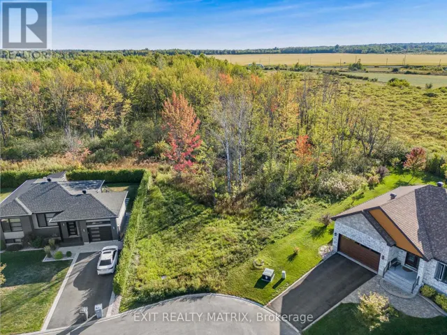 740 ROXANE CRESCENT, Hawkesbury, Ontario K6A3W9