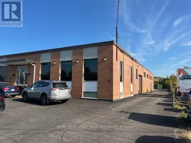 149 MILVAN DRIVE, Toronto (Humber Summit), Ontario M9L1Z8