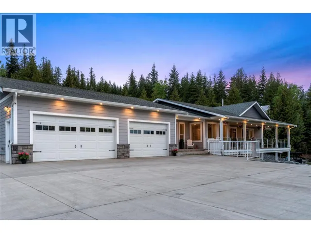 2030 Canoe Beach Drive NE, Salmon Arm, British Columbia V1E2M5