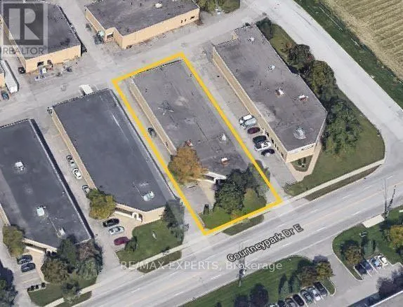 1611 COURTNEYPARK DRIVE E, Mississauga (Northeast), Ontario L5T2G2