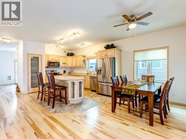 24 FLORA AVENUE, Whitehorse, Yukon Y1A5T5