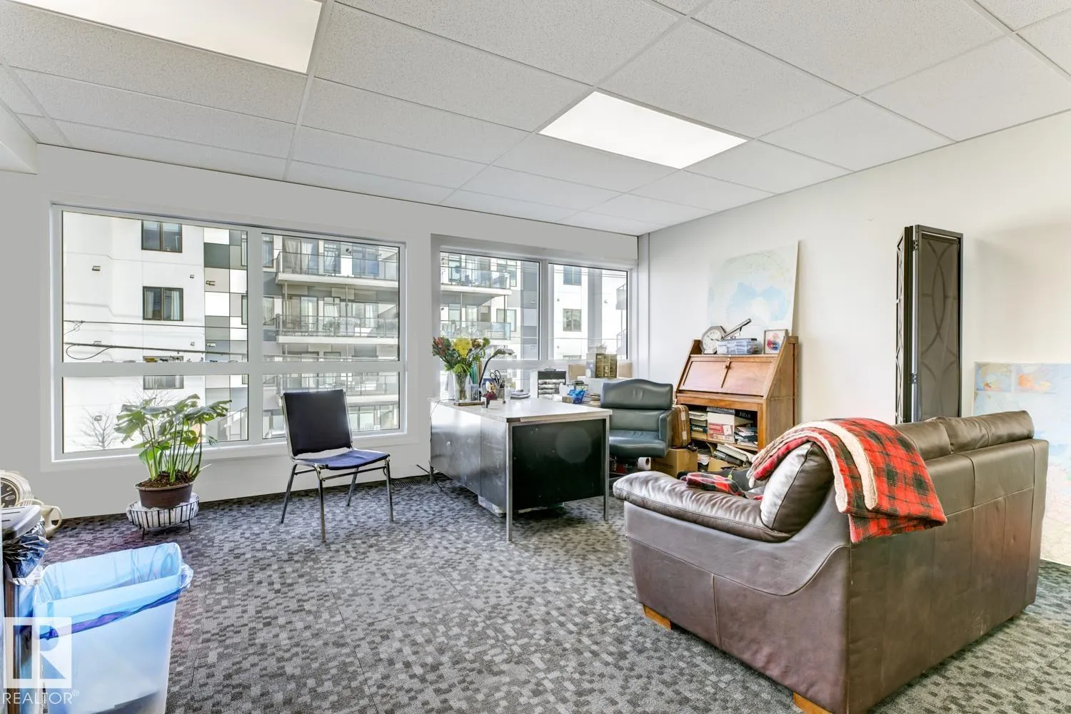 Commercial Sale For Sale