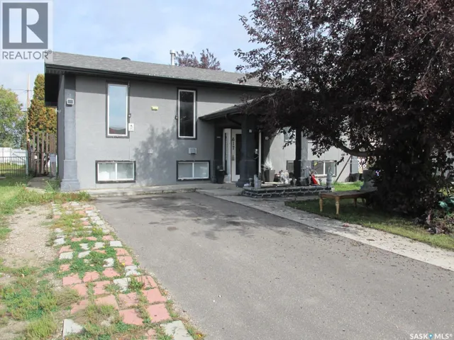617 8th AVENUE W, Nipawin, Saskatchewan S0E1E0