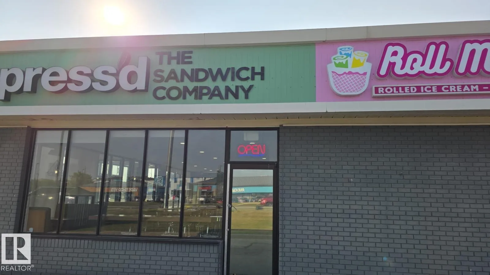 Commercial Sale For Sale