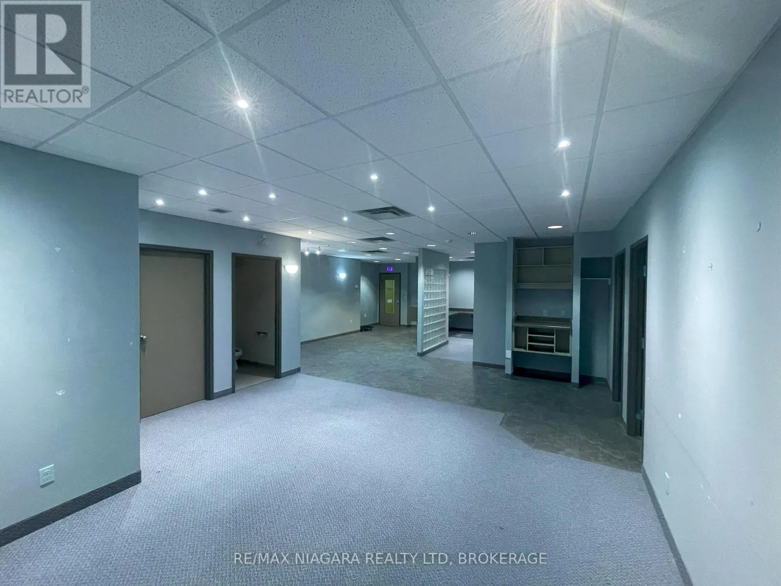 Commercial Sale For Sale