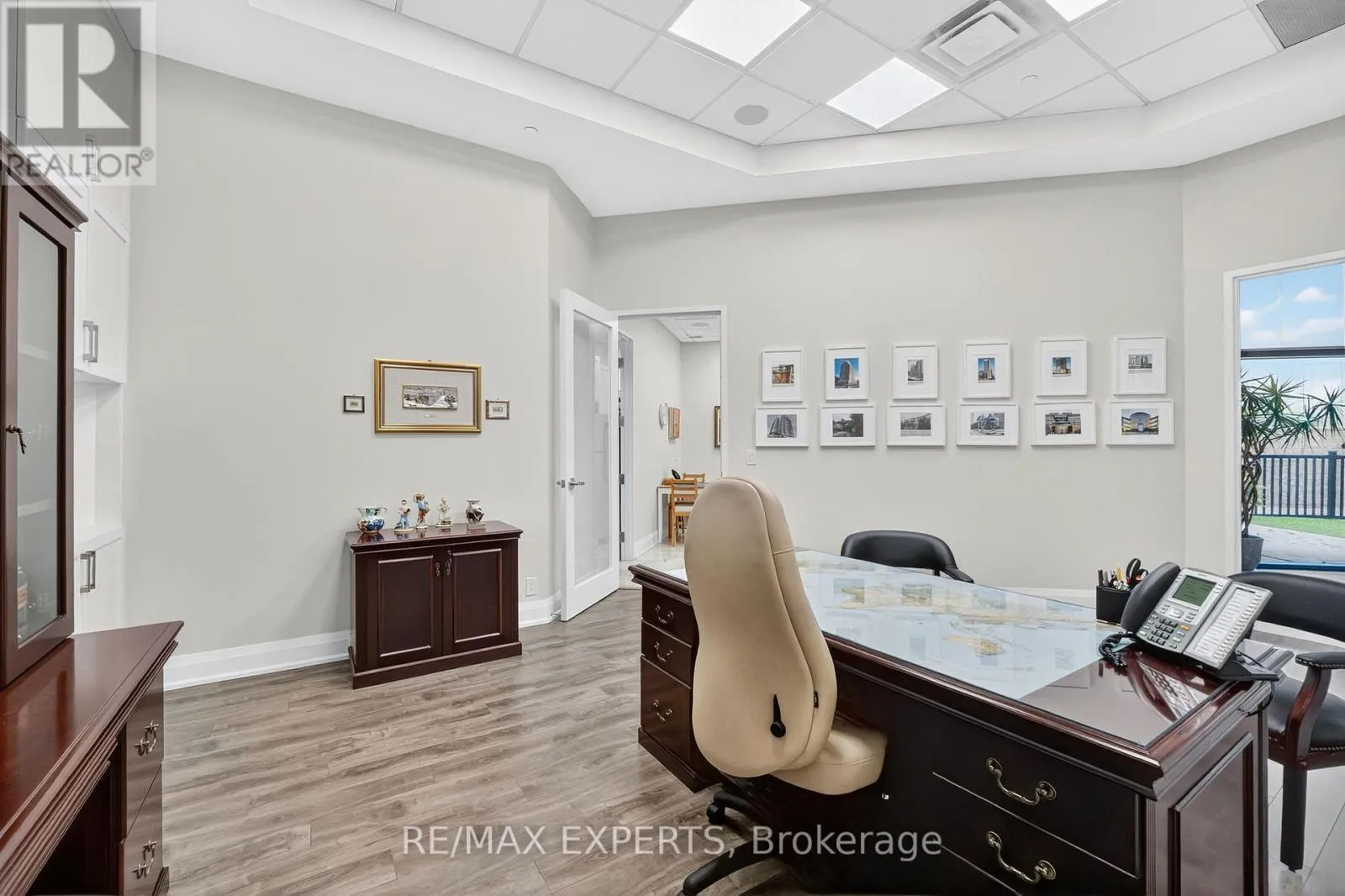 Commercial Sale For Sale