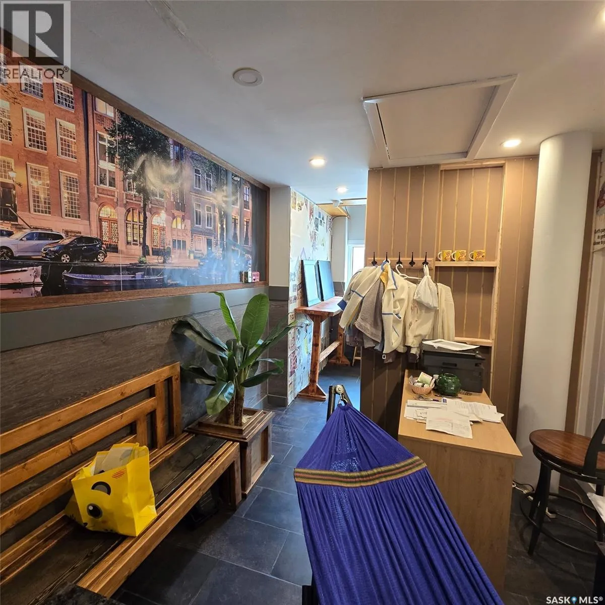 Commercial Sale For Sale