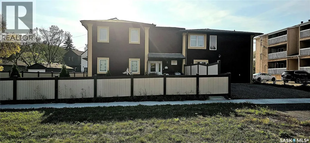 310 18th AVENUE E, Regina, Saskatchewan S4N1E2