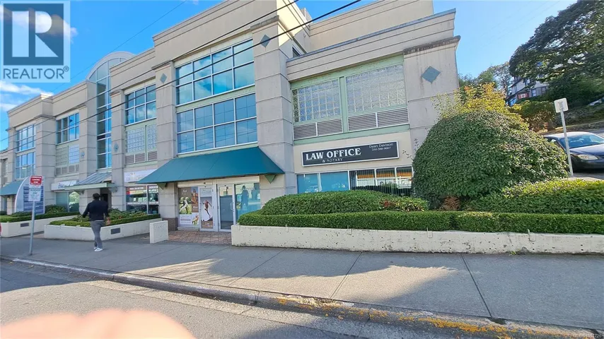101 1625 Oak Bay Ave, Victoria, British Columbia V8R1B1